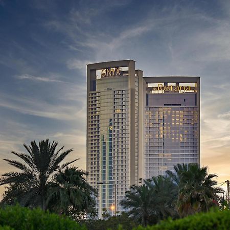 Onyx Rotana Hotel Манама Екстериор снимка The hotel in 2016