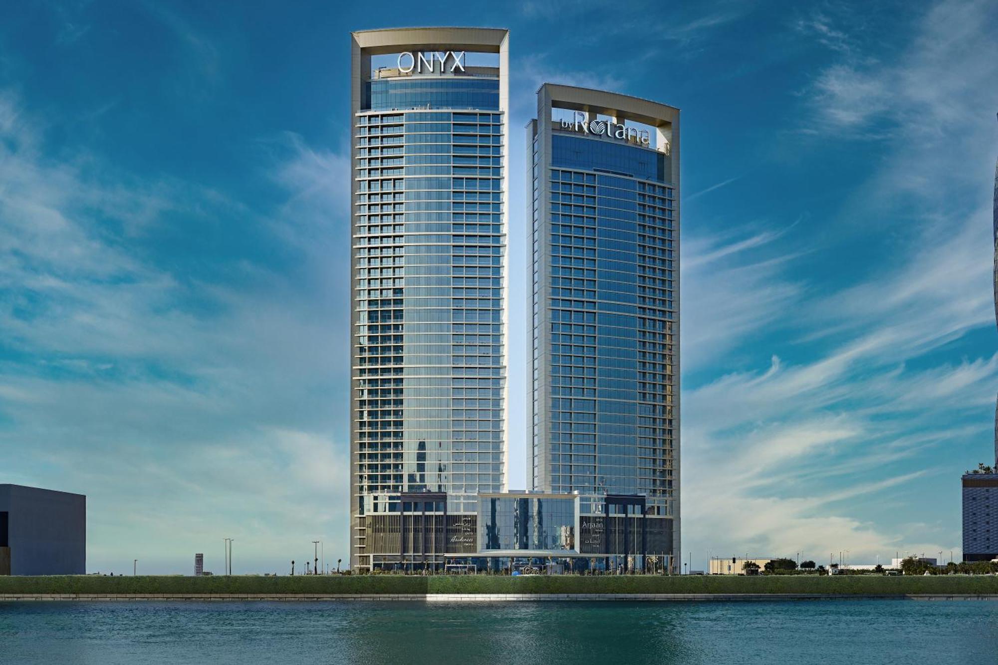 Onyx Rotana Hotel Манама Екстериор снимка The Ritz-Carlton, DIFC