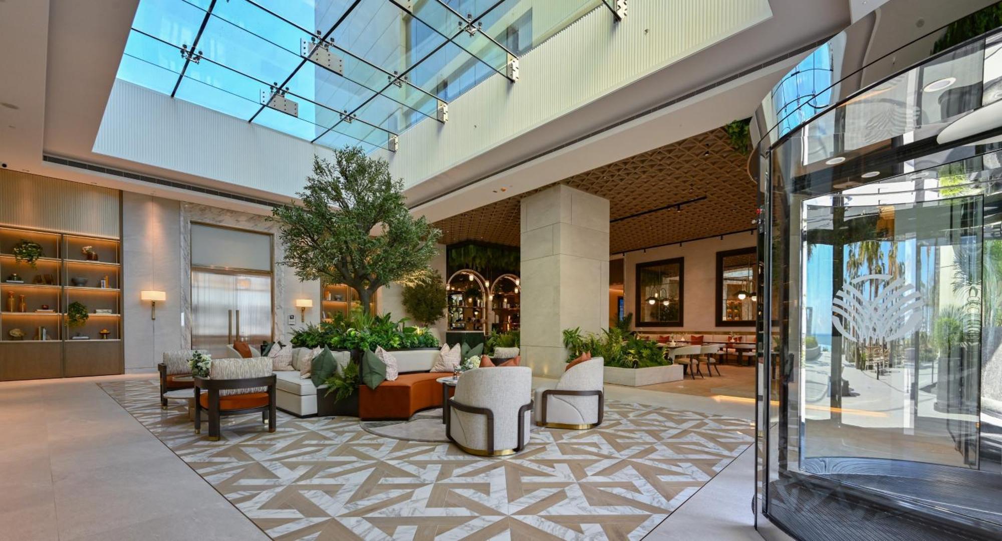 Onyx Rotana Hotel Манама Екстериор снимка The lobby of the hotel